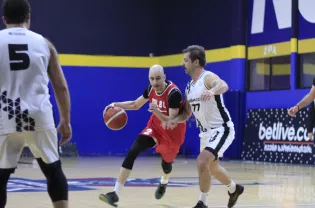 მერვე ტური